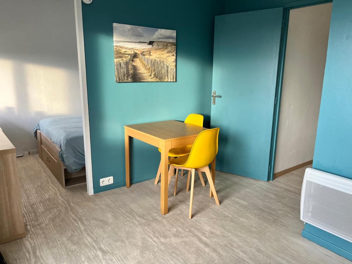 Апартаменти Studio Avec Chambre - Balcon Et A 20M De La Mer Курсель-сюр-Мер Екстер'єр фото